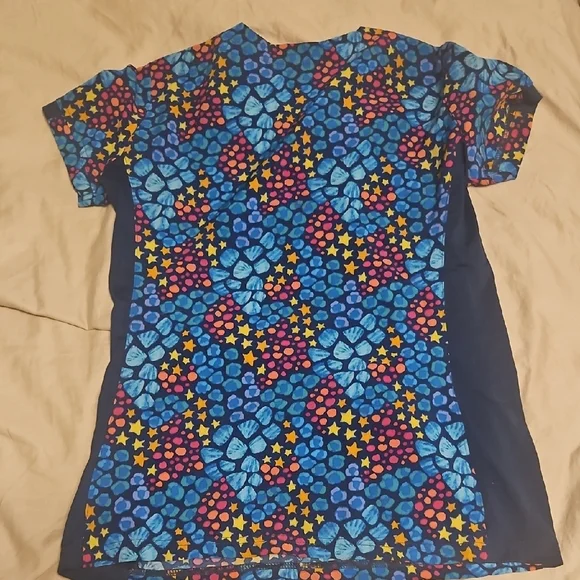 Colorful Patterned Women's Tunic Top - Picture 3 of 3